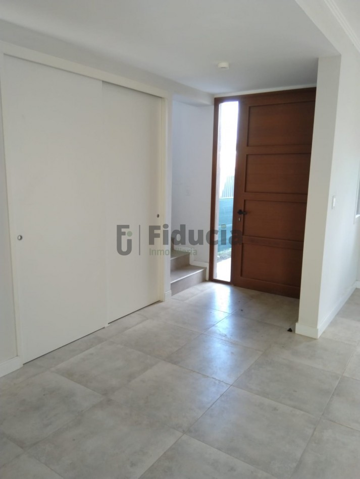 Hermosa casa en alquiler, moderna a estrenar